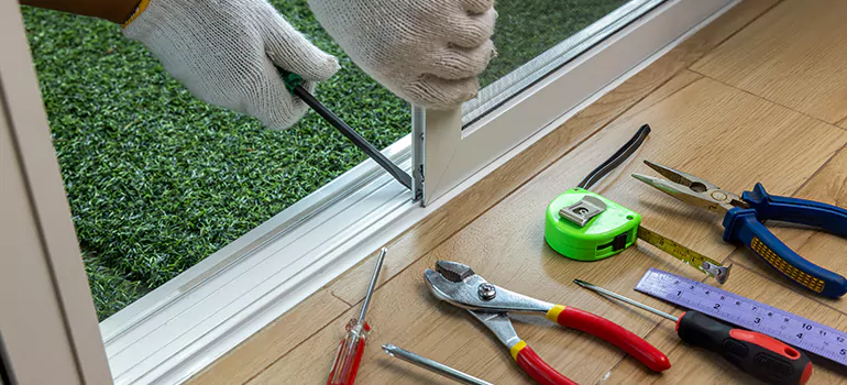 Window Hinge Repair in Brandon, FL
